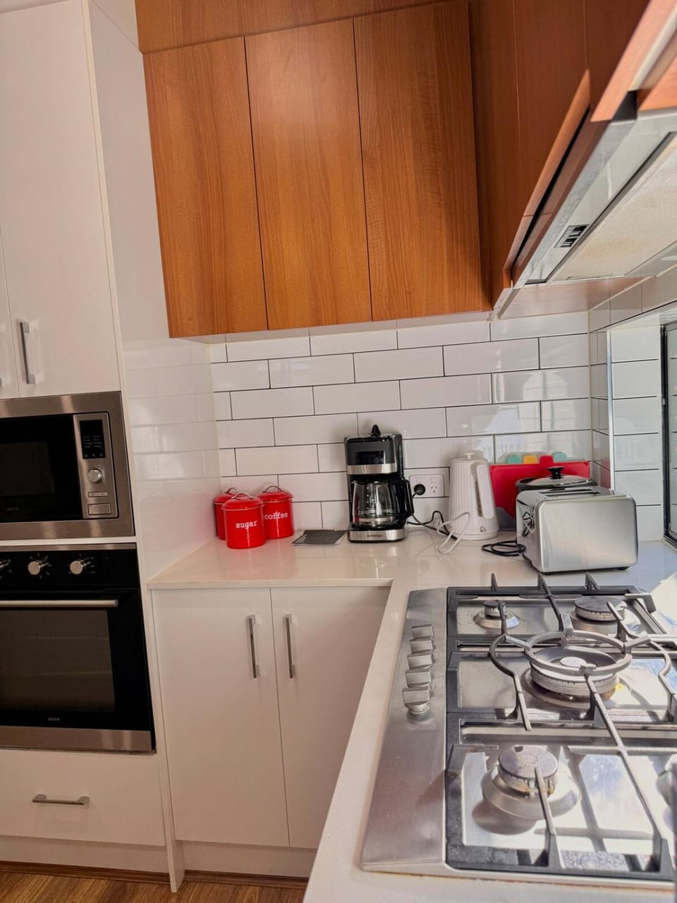 Modern 3 bedroom home Near AIRPORT &CBD Apartment in Adelaide