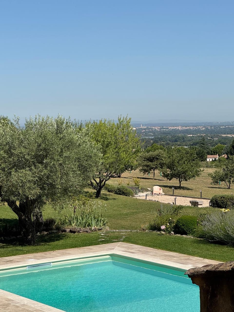 Au Clair Ventoux Bed and Breakfast in Pernes-les-Fontaines