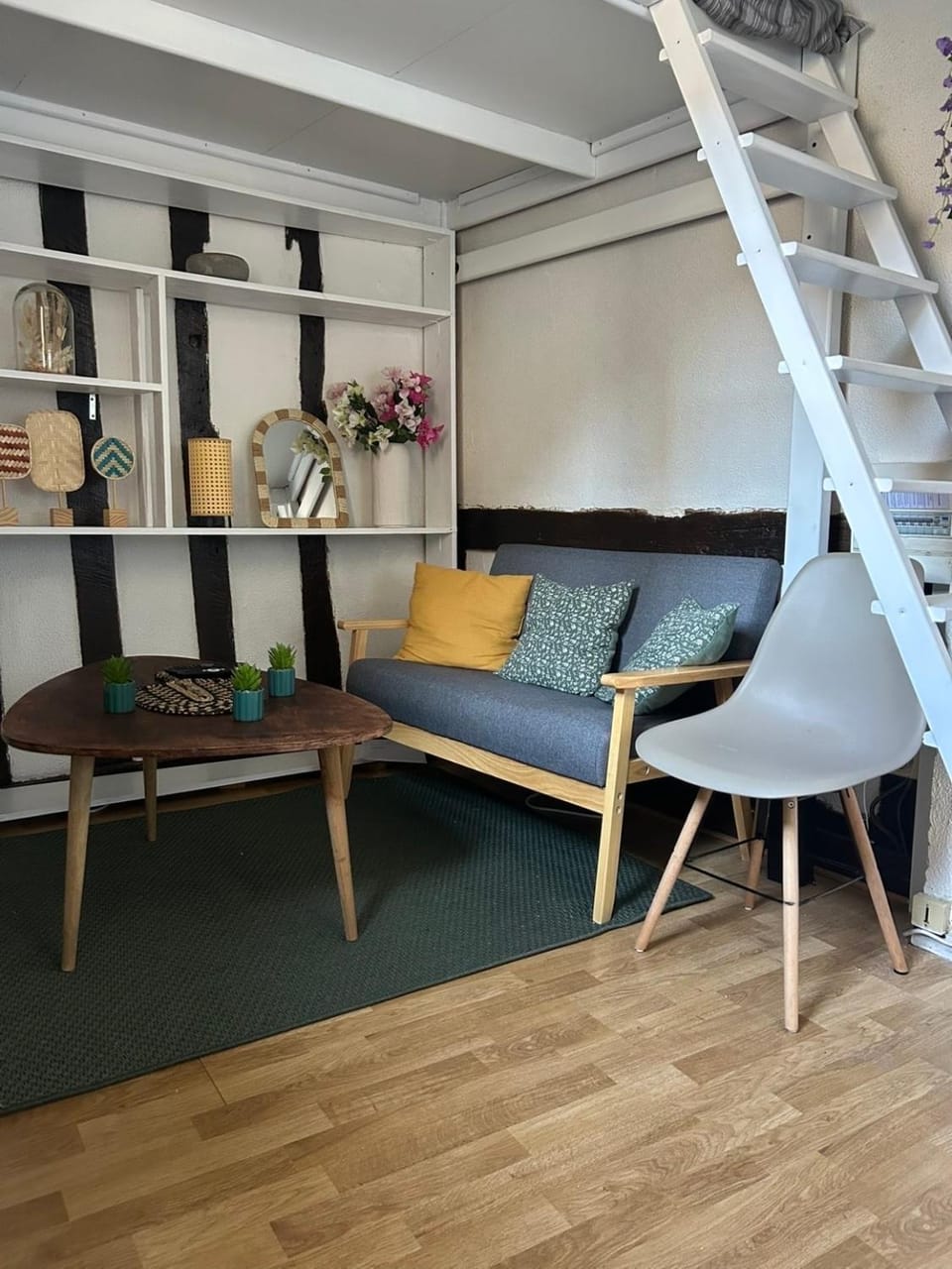 Duplex Charme & Fleurs, vue Cathédrale Apartment in Chartres