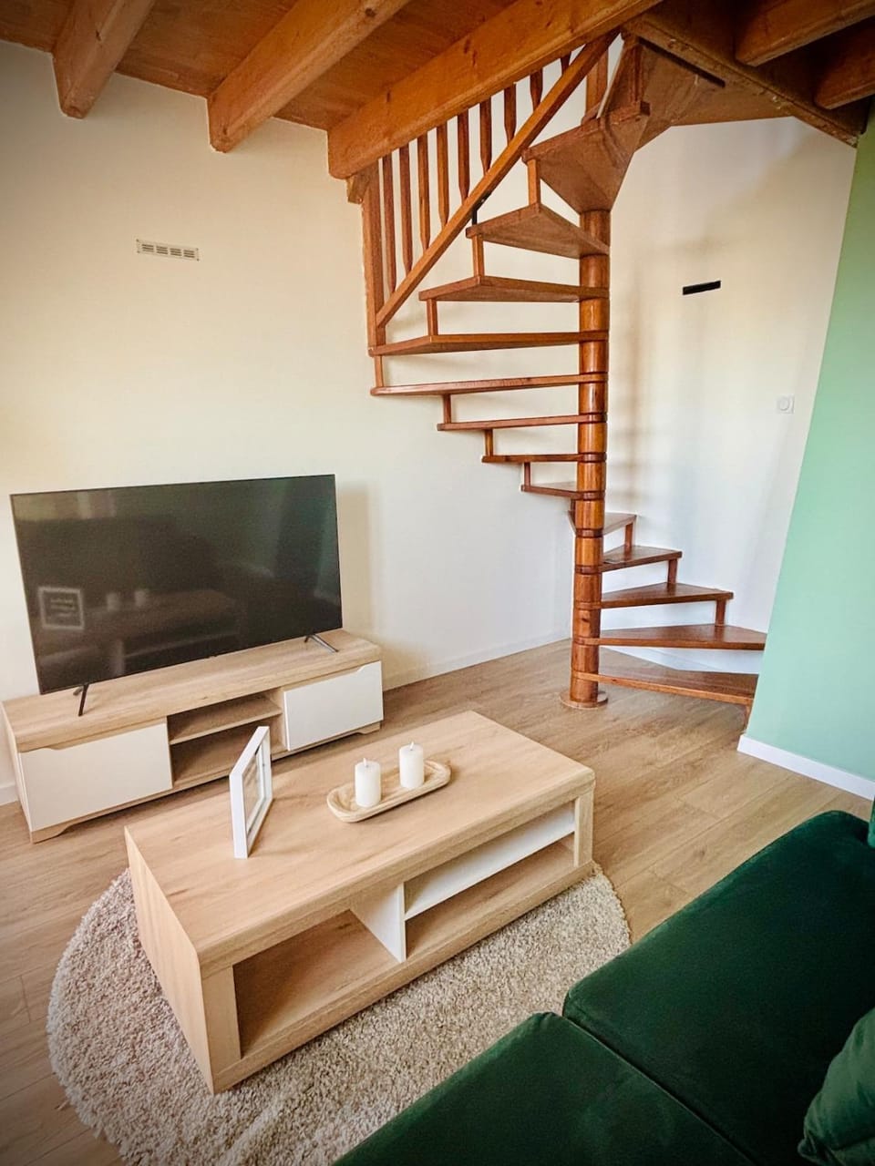 Communal lounge/ TV room