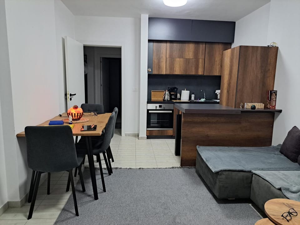 Living room, Seating area, kitchen