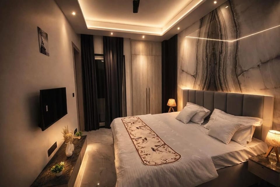 Cozy Corner I Modern 1BHK I Near Medanta Apartment in Gurugram