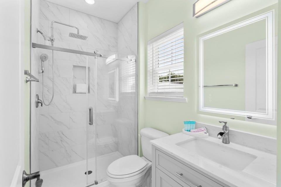 Azure Costa Suite - Beach & Boardwalk House in Myrtle Beach