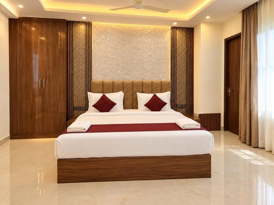 Bed, Photo of the whole room, Bedroom, wardrobe