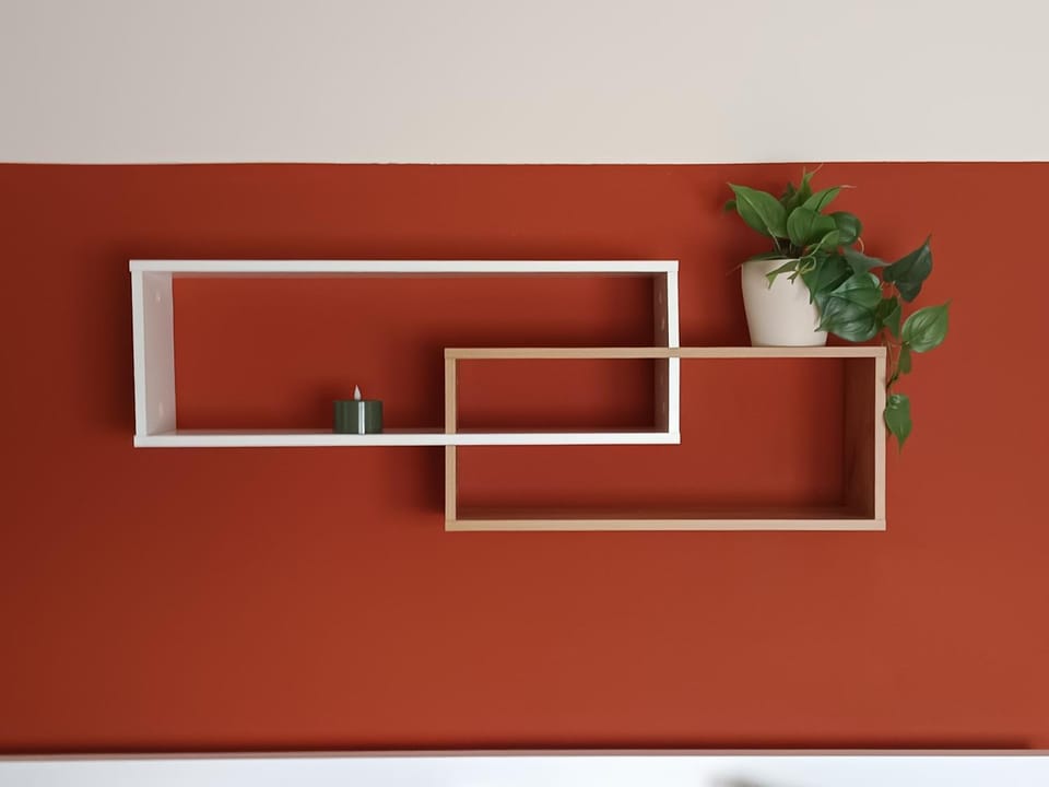 Photo of the whole room, Decorative detail, Bedroom