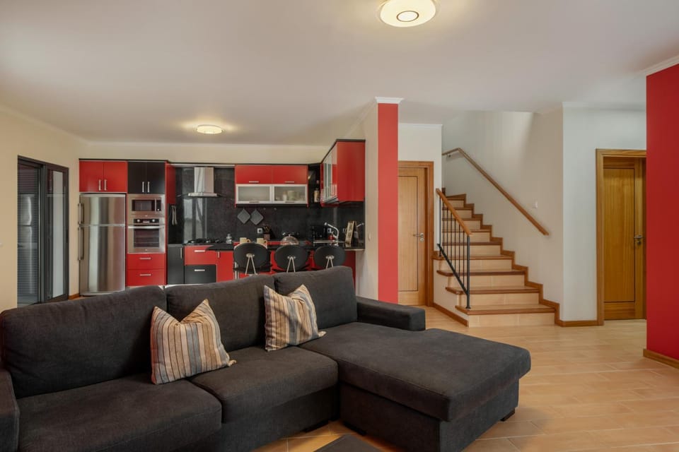 Kitchen or kitchenette, Living room, Seating area