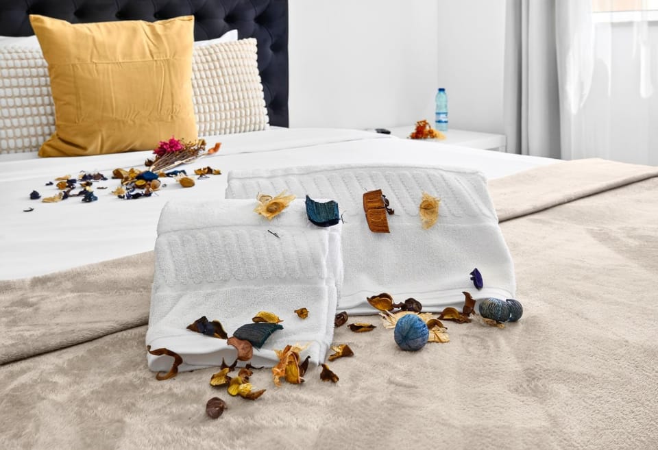 Decorative detail, towels