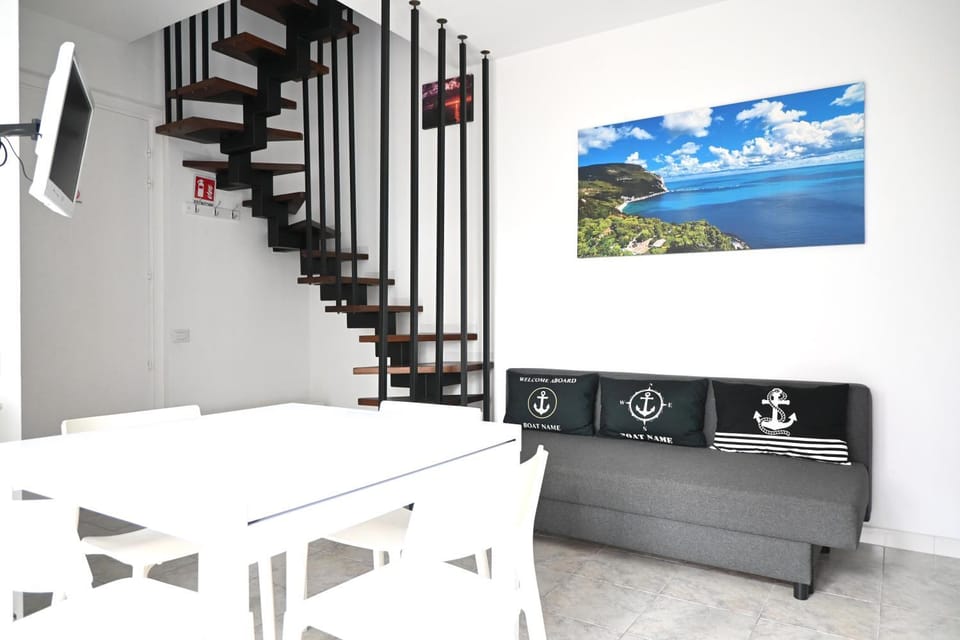 M469 - Marcelli, bilocale rinnovato a 200mt dal mare Apartment in Marcelli