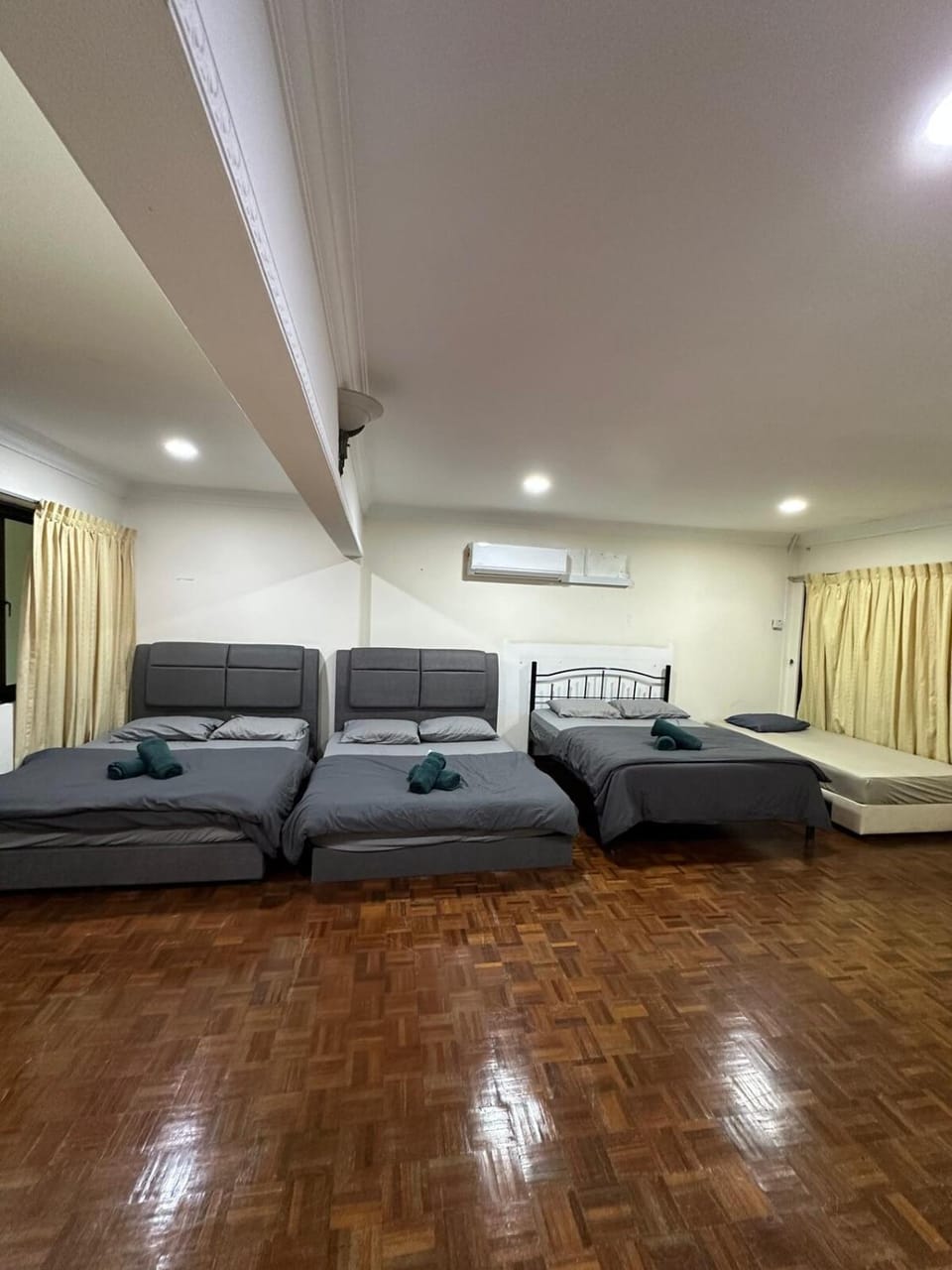 Villa 17 - PD Seaview Pool Villa Upto 30 pax Villa in Port Dickson
