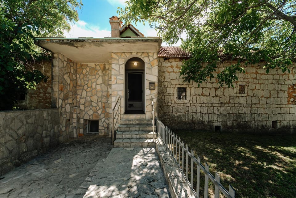 Property building, Landmark view