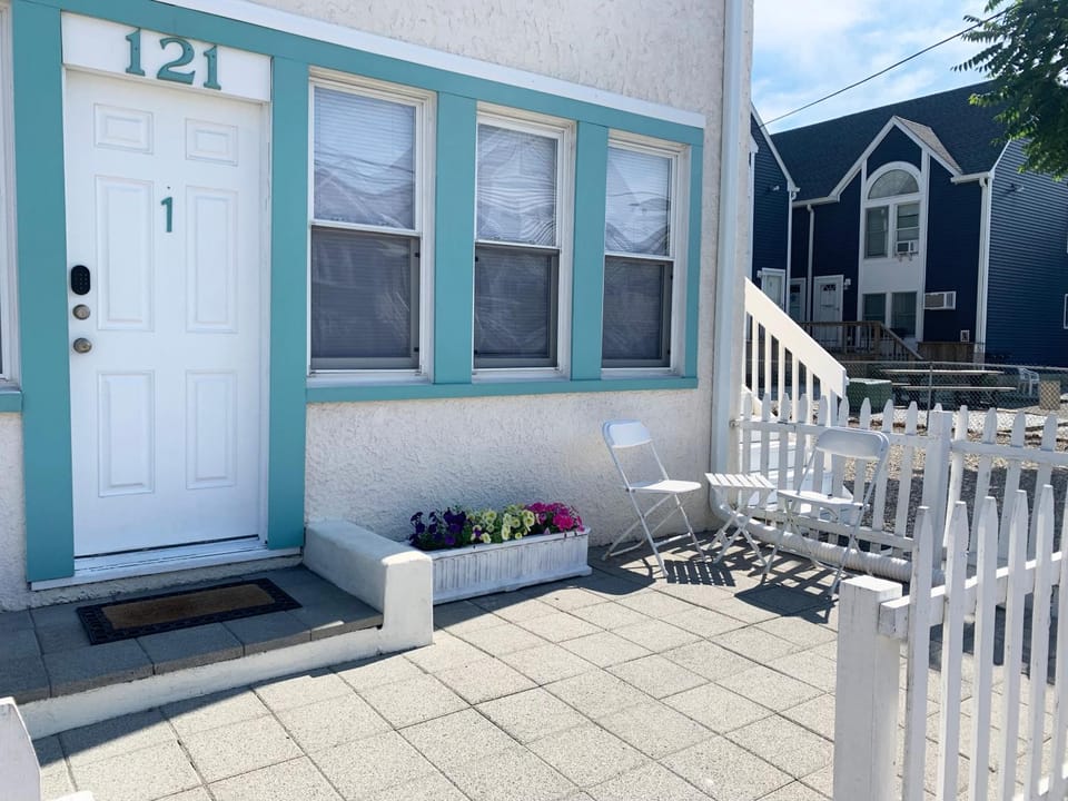 Patio, Facade/entrance, Seating area
