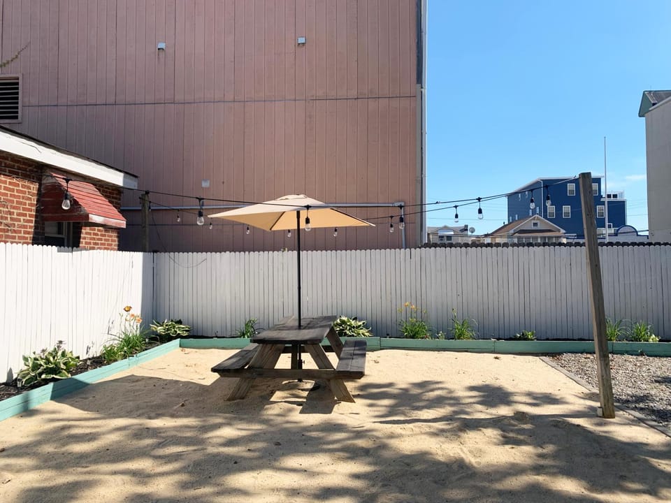 Patio, Seating area, Dining area, Inner courtyard view