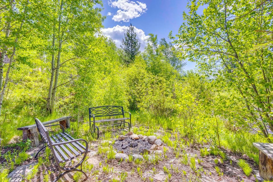 10 Private Acres on the Co River Original Cabins! Cabin in Rocky Mountain National Park