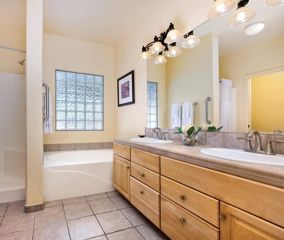 Wyndham Rancho Vistoso Studio Apartments House in Oro Valley