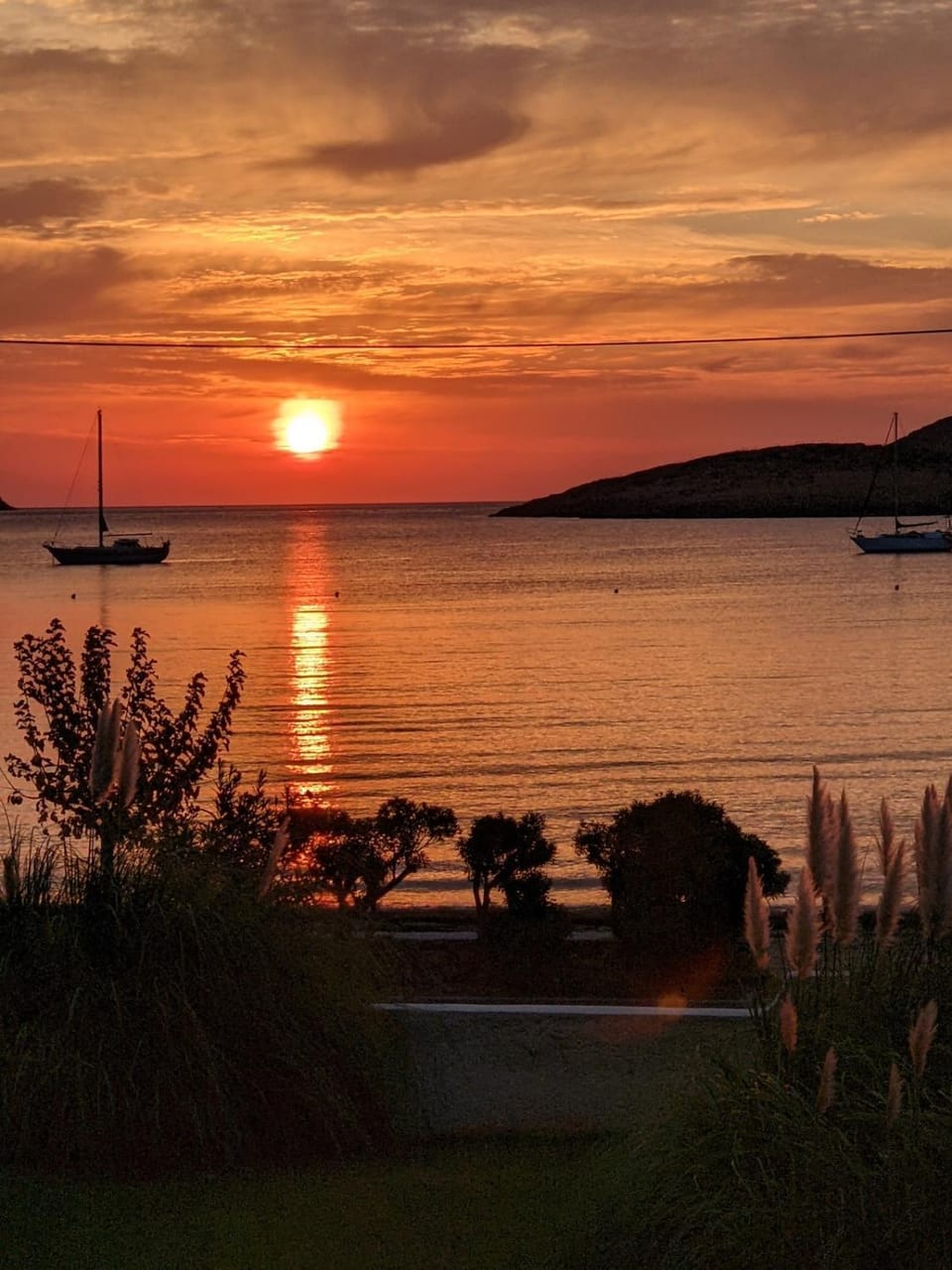 Beachfront Studio, Walk to the Beach Apartment in East Attica Regional Unit, Greece