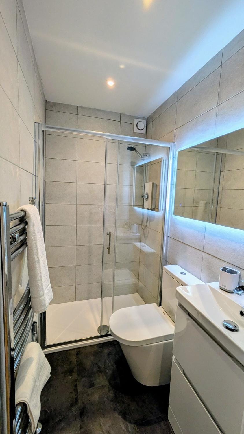 Shower, Bathroom