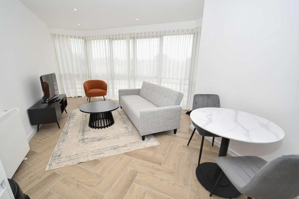 Modern & Bright 1BED Apartment in Leeds - Sleeps 3 Apartment in Leeds