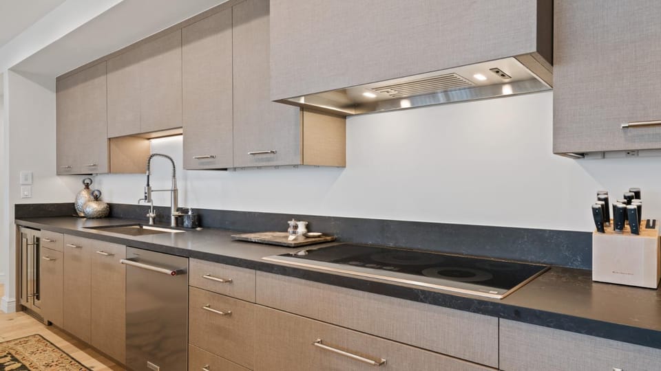 Kitchen or kitchenette, stove, kitchen