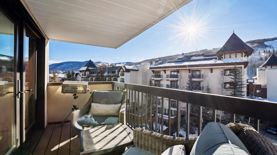 Day, Winter, Balcony/Terrace, Mountain view