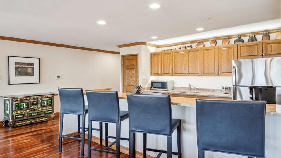 Kitchen or kitchenette, Dining area, furniture, microwave, kitchen