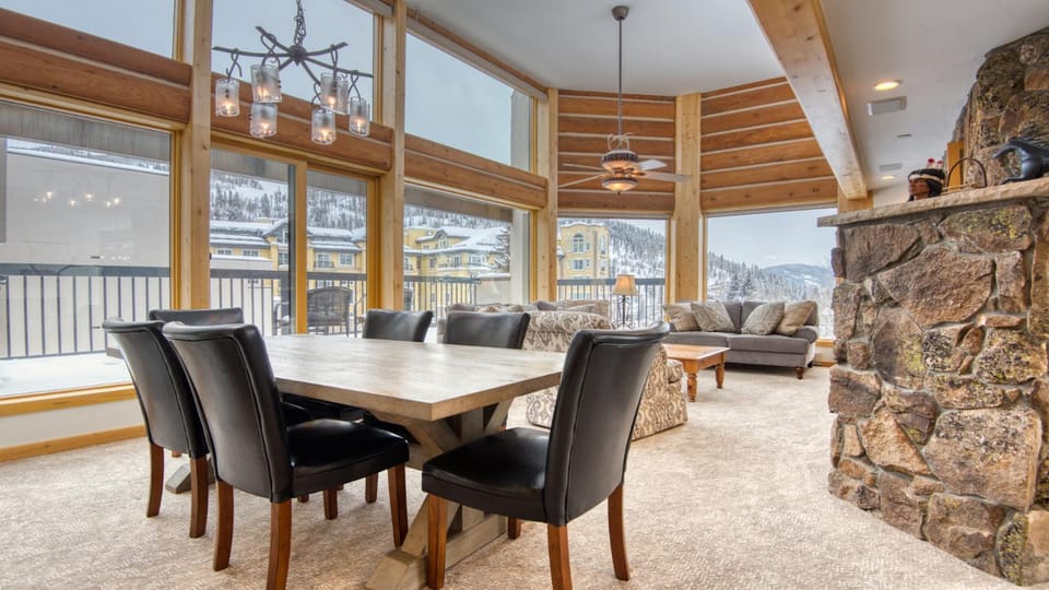 Day, Winter, Living room, Seating area, Dining area, Mountain view, fireplace, furniture