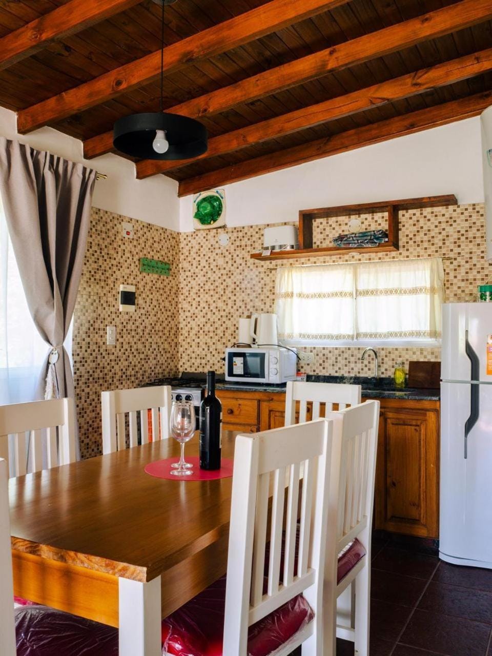 Cabañas Los milagros Con pileta Apartment in Villa Giardino