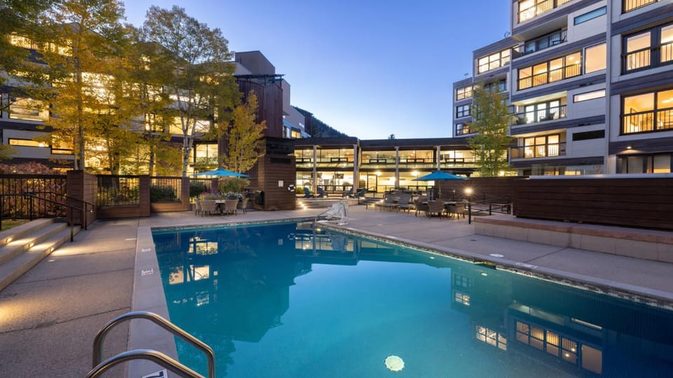 Property building, Day, Night, Neighbourhood, Natural landscape, Garden, Seating area, Swimming pool
