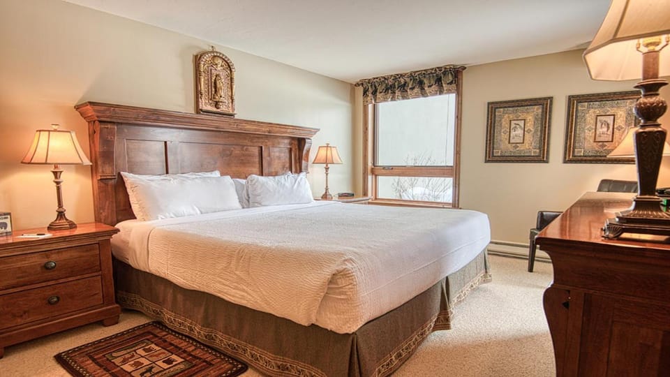 Bed, View (from property/room), Bedroom, furniture