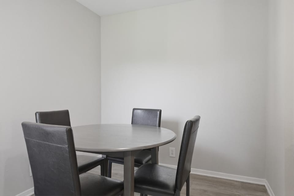 East Nashville living made simple Apartment in Cloverhill
