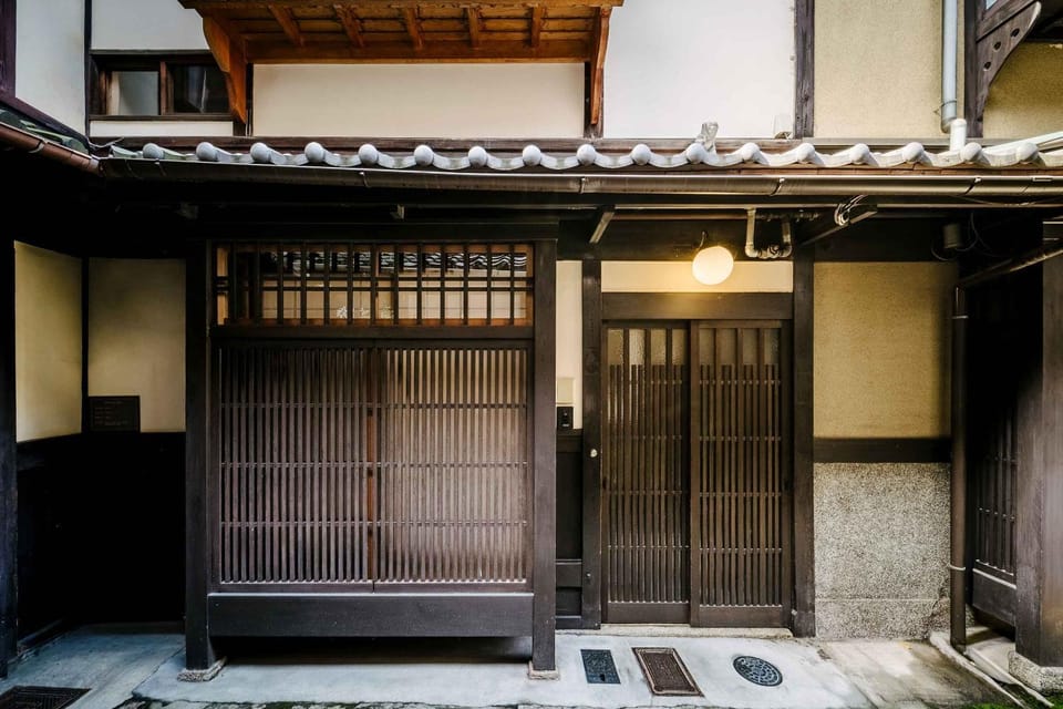 Facade/entrance, Day