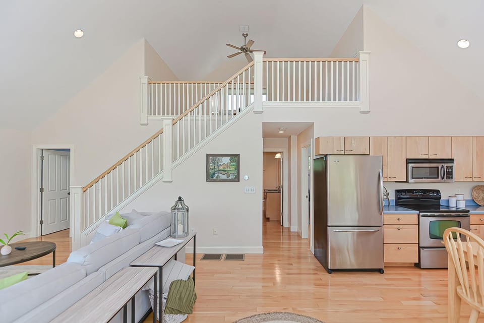Lofty Views House in Newburyport