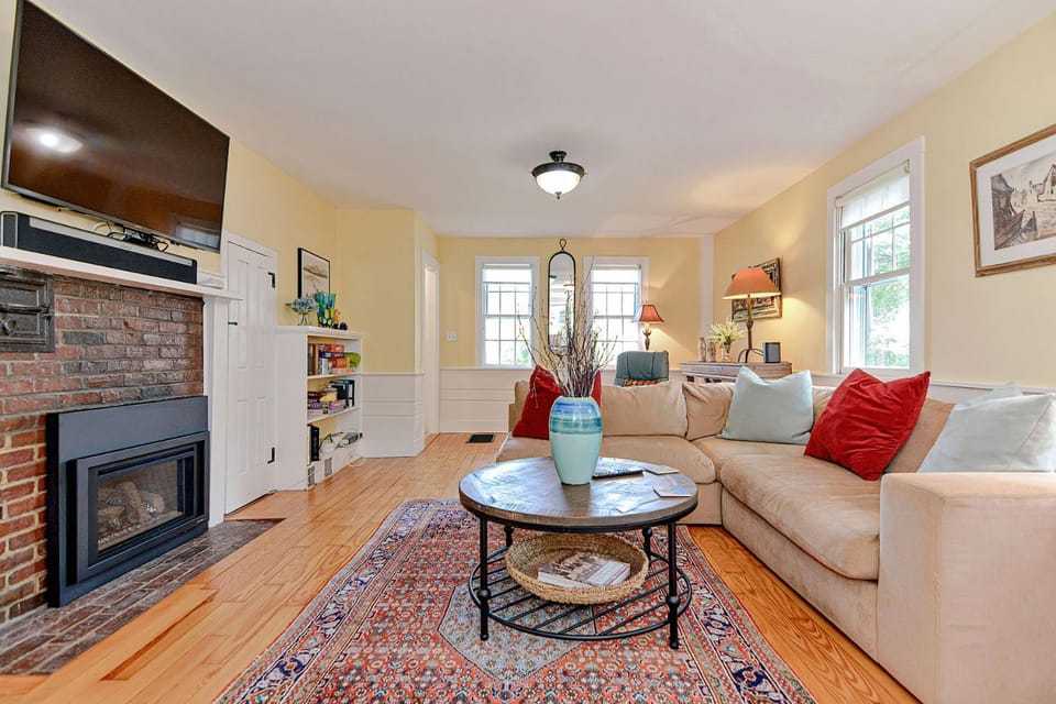 The Spinnaker House in Rockport