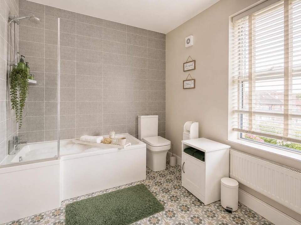 Toilet, Bathroom, Bath, towels