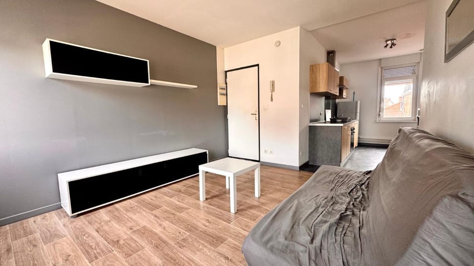 L'Instant Vitry • Charmant T2 rénové • Centre de Vitry-en-Artois • 2 à 4 voyageurs Apartment in Hauts-de-France