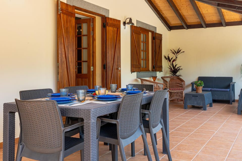 Casa das Ginjas, By OP House in Madeira District
