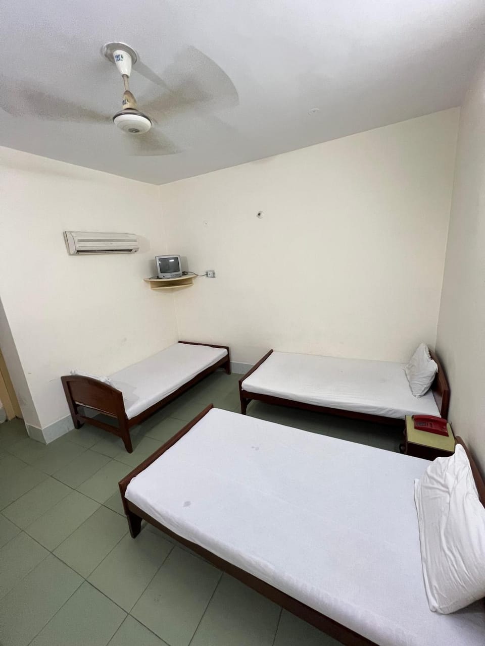 Adeel hotel & Restaurant Mianwali Hotel in Punjab