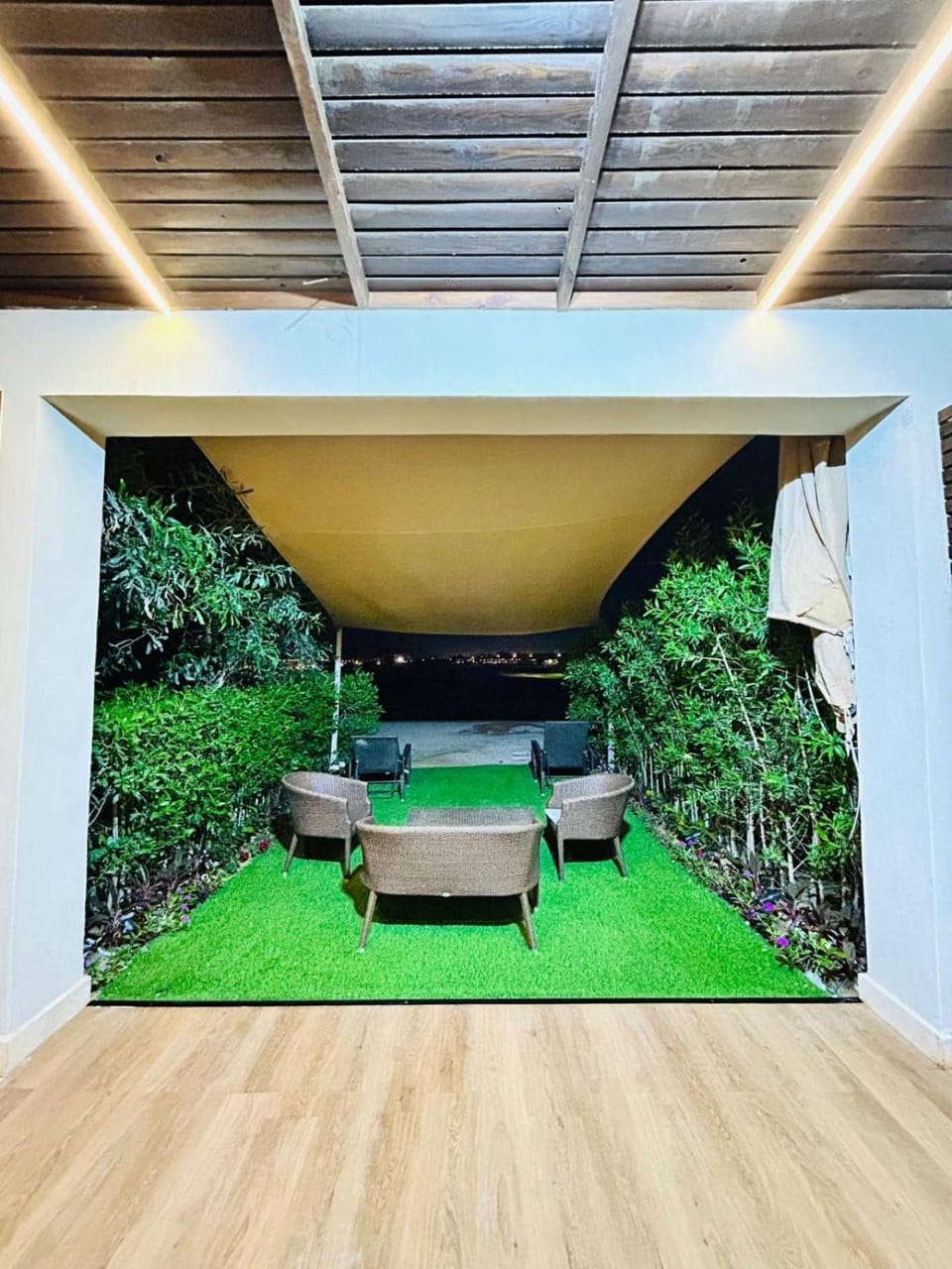 Garden, Garden view