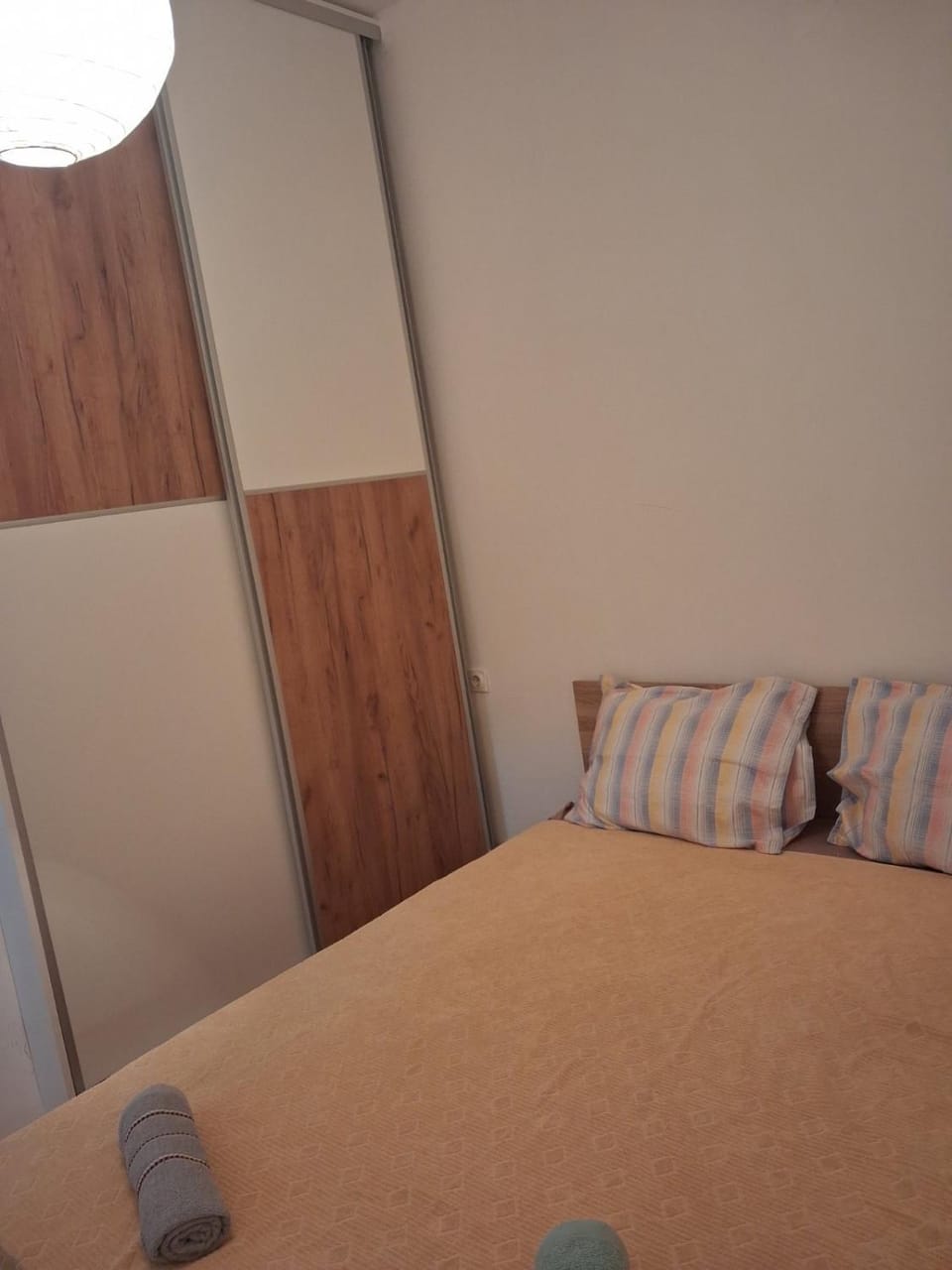 Modern central apt near Vero Jumbo Station Apartment in Skopje