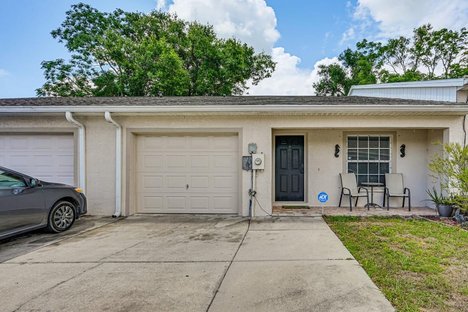 Close to Dtwn! Family-Friendly Dade City Townhome House in Dade City