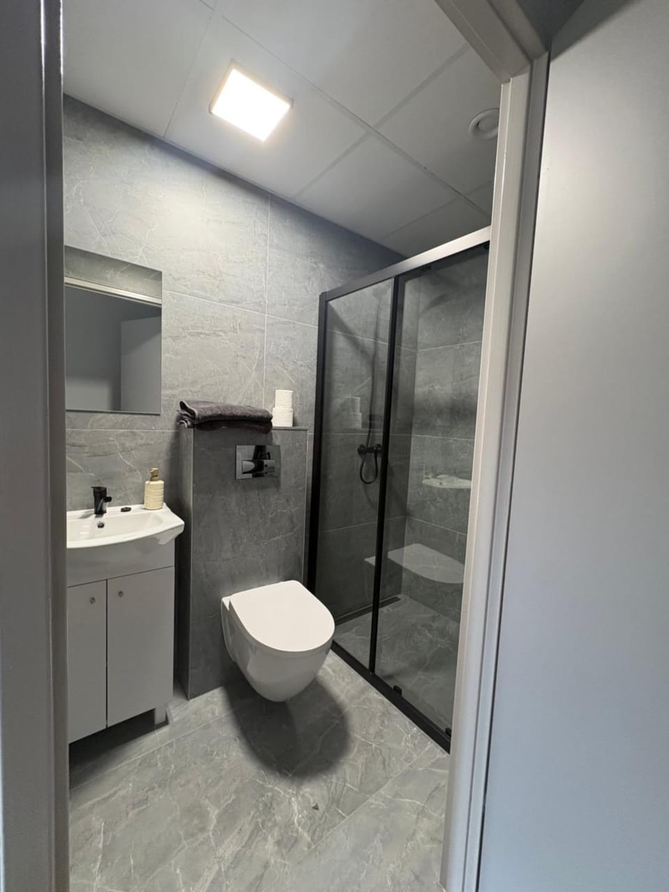 Shower, Property building, Bathroom
