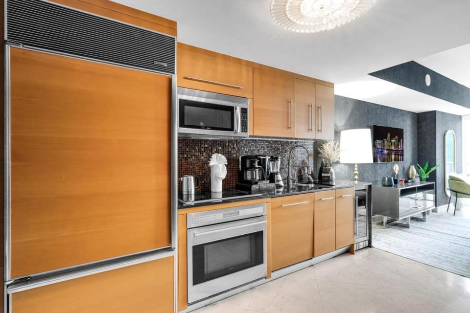 Luxury Studio at Icon Brickell with Skyline Views Apartment in Brickell
