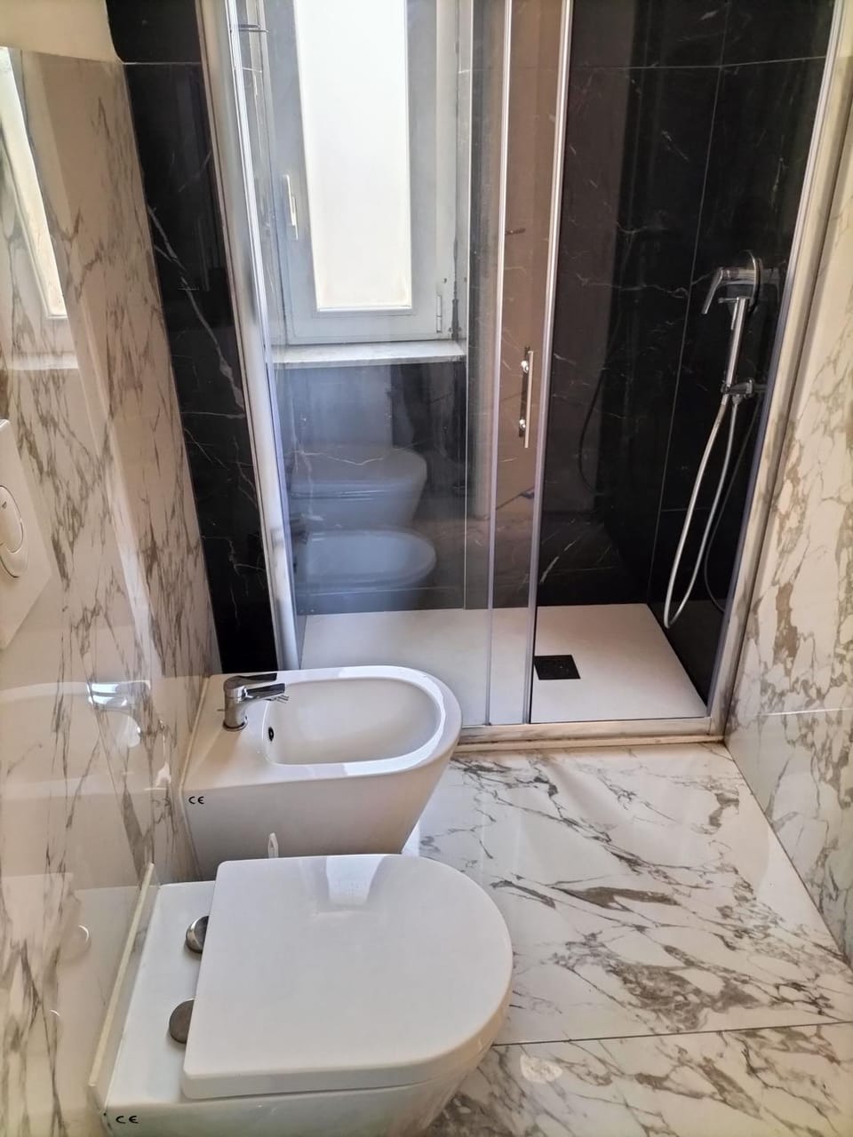 B&B Mary House con vasca idromassaggio al centro di Salerno Bed and Breakfast in Salerno