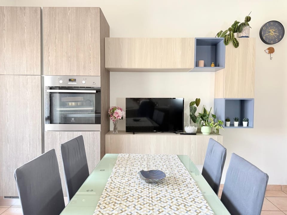 SE272 - Senigallia, nuovo bilocale accessoriato e con garage privato Apartment in Senigallia