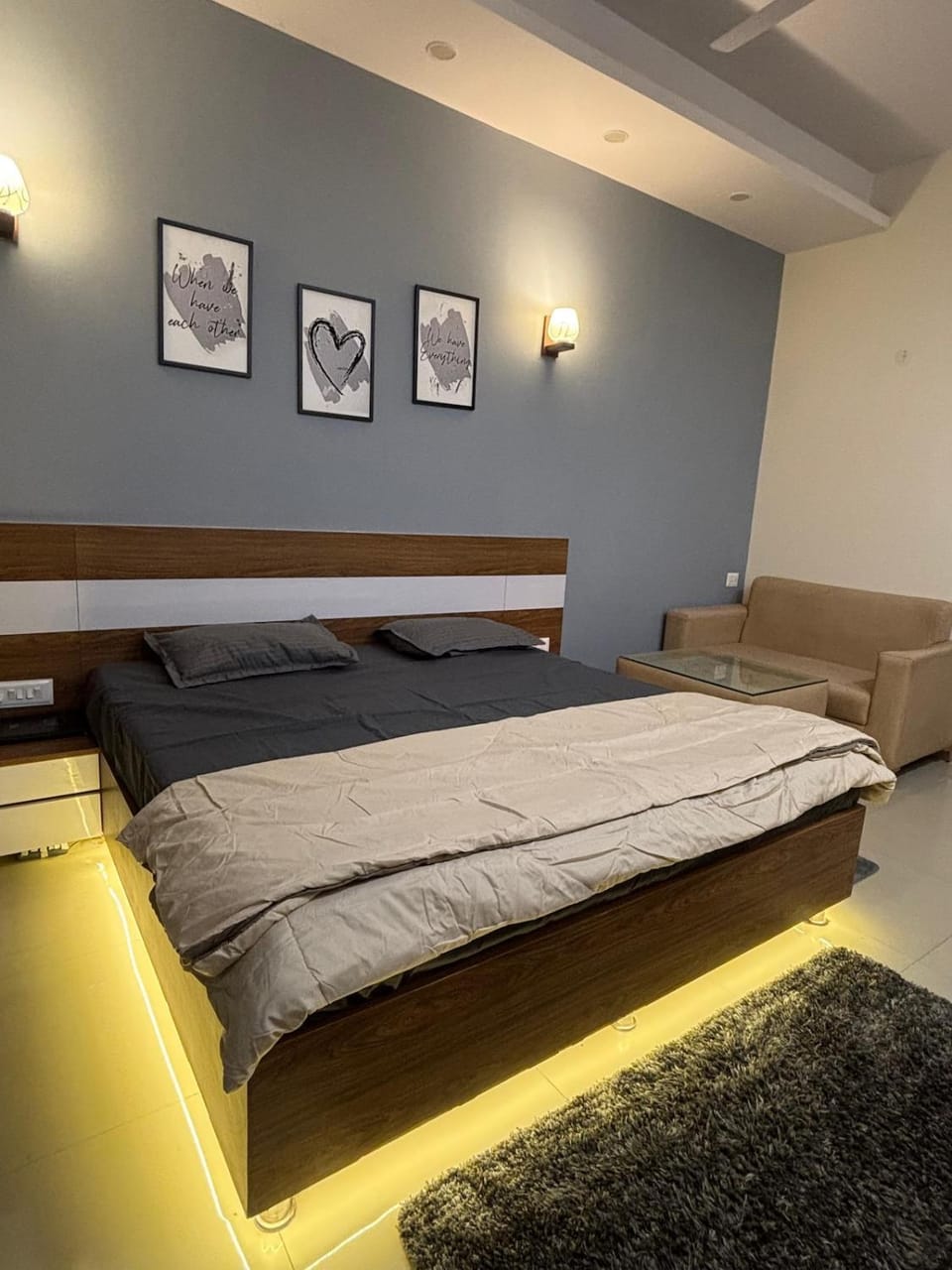 The Slay Stay Apartment in Noida