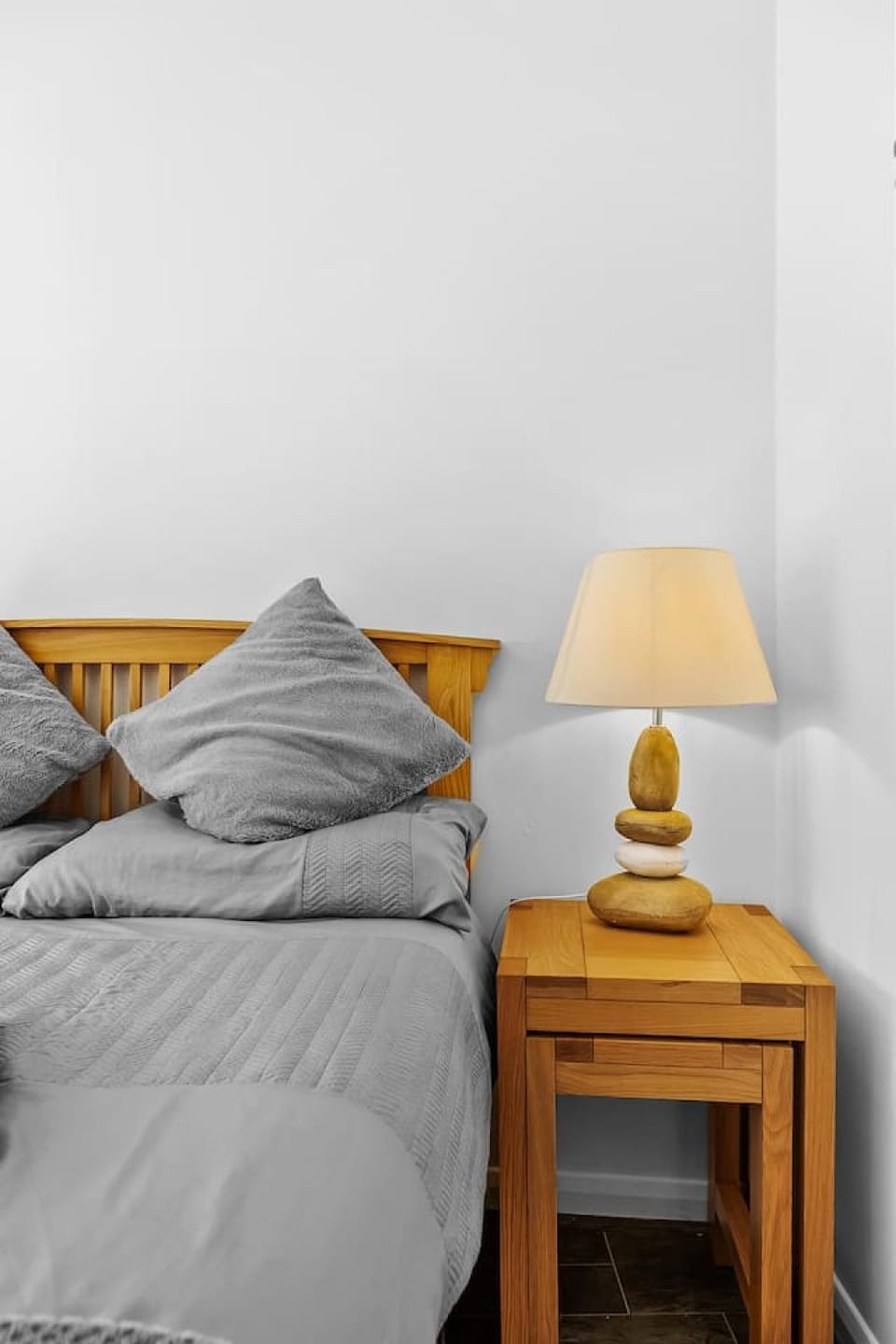 Private quiet ground-floor apartment and courtyard Apartment in Plymouth
