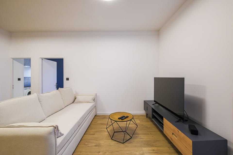 Living room, air conditioner
