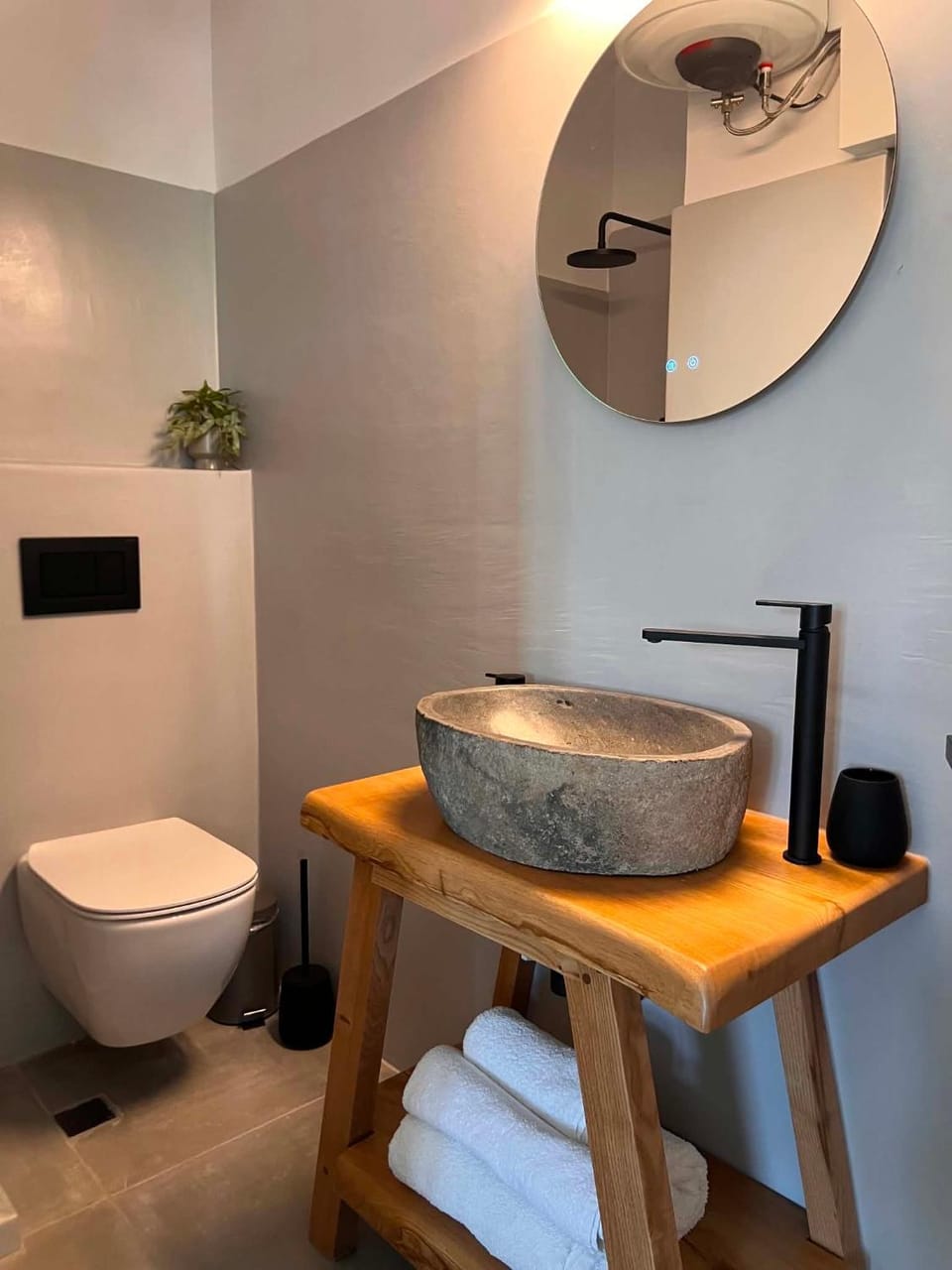 Ovio II Apartment in Paros