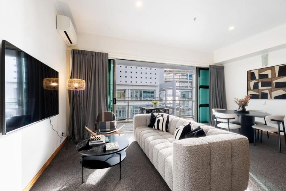 Shed 15 Princes Wharf Residence Apartment in Auckland