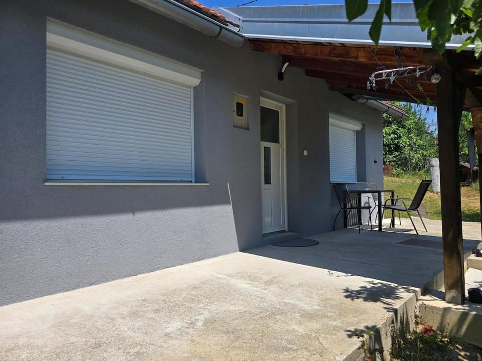 Garden Apartment with free private parking Apartment in Bosnia and Herzegovina