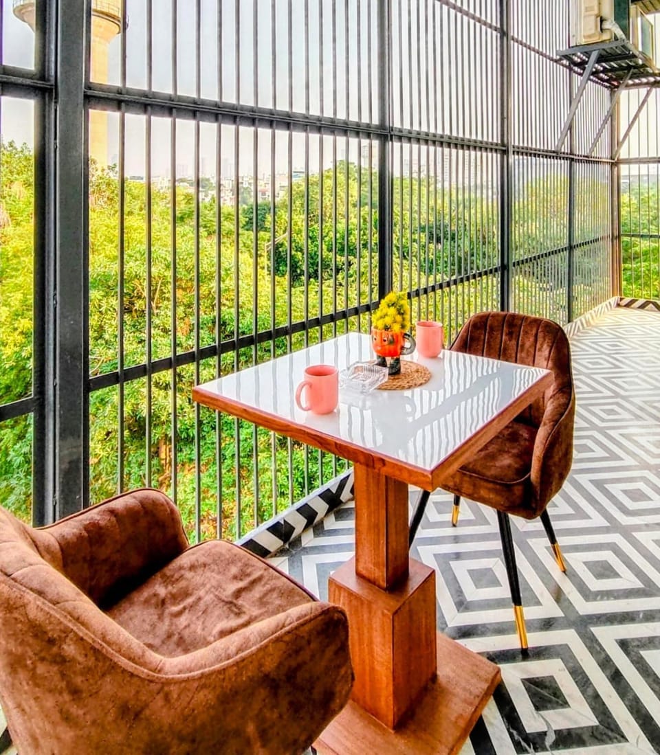 JoyNest Loft II Near Artemis Apartment in Gurugram